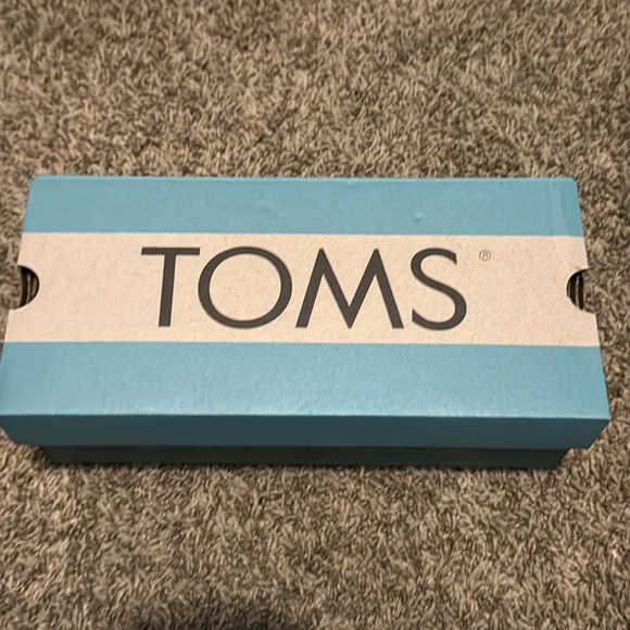 TOMS Black Canvas Slip-Ons sz7.5 - Picture 2 of 5